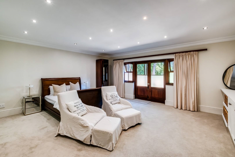 5 Bedroom Property for Sale in Hout Bay Western Cape